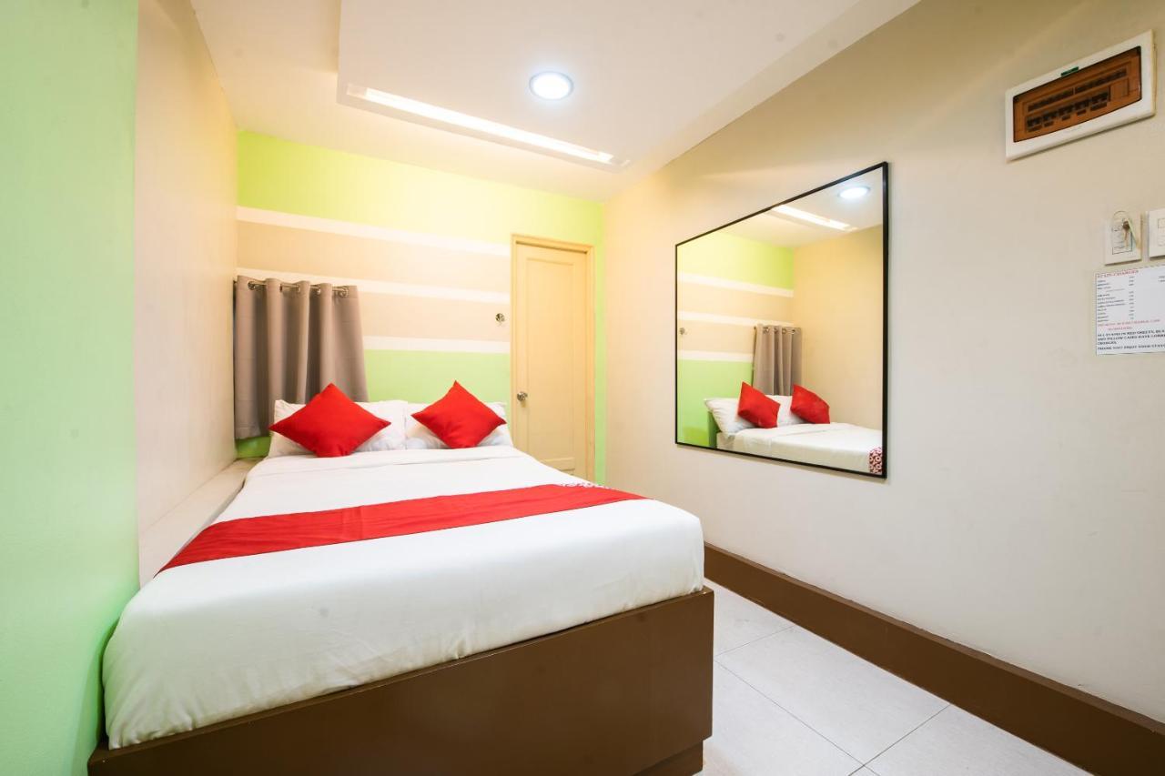 Oyo 475 Pearl Blossom Hotel Manila Eksteriør bilde