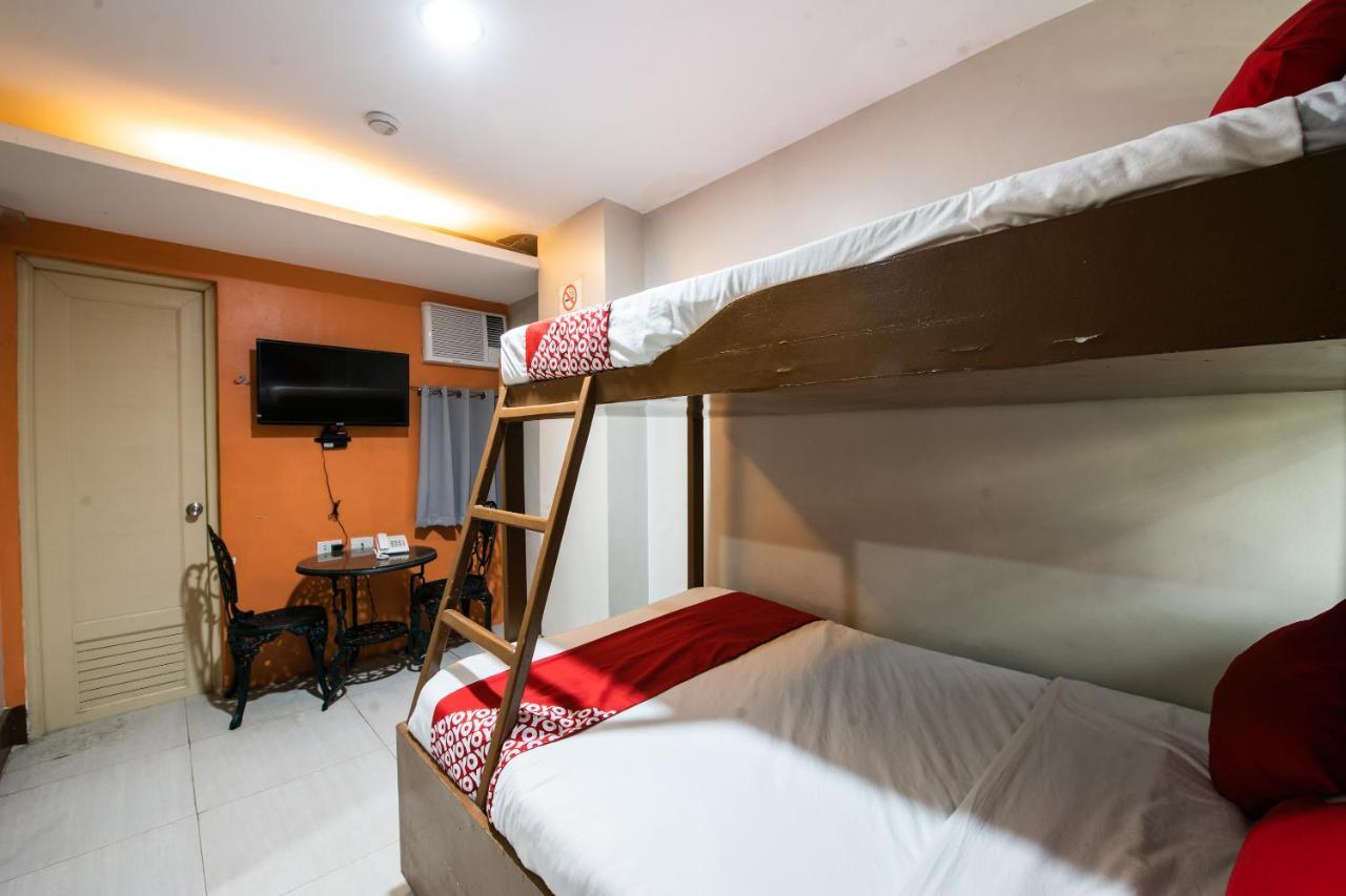 Oyo 475 Pearl Blossom Hotel Manila Eksteriør bilde