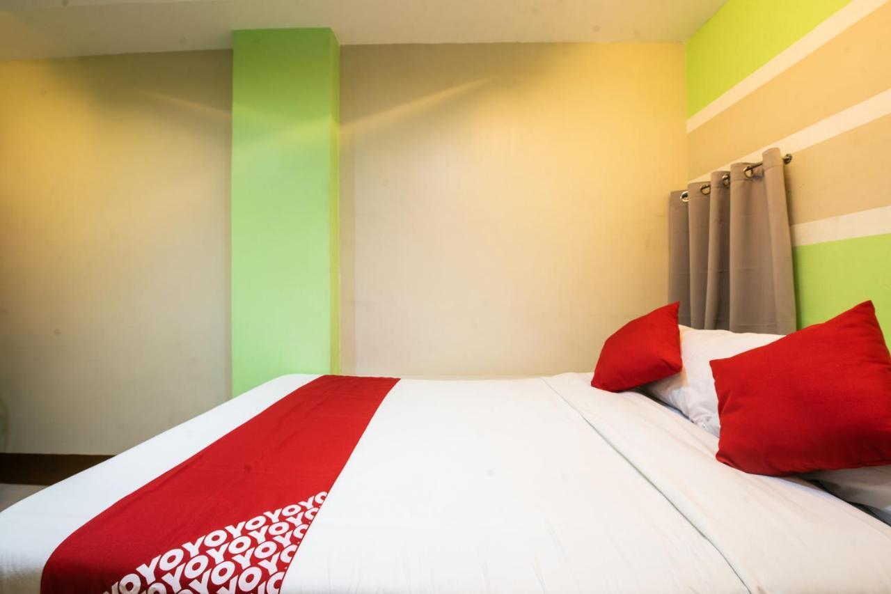 Oyo 475 Pearl Blossom Hotel Manila Eksteriør bilde